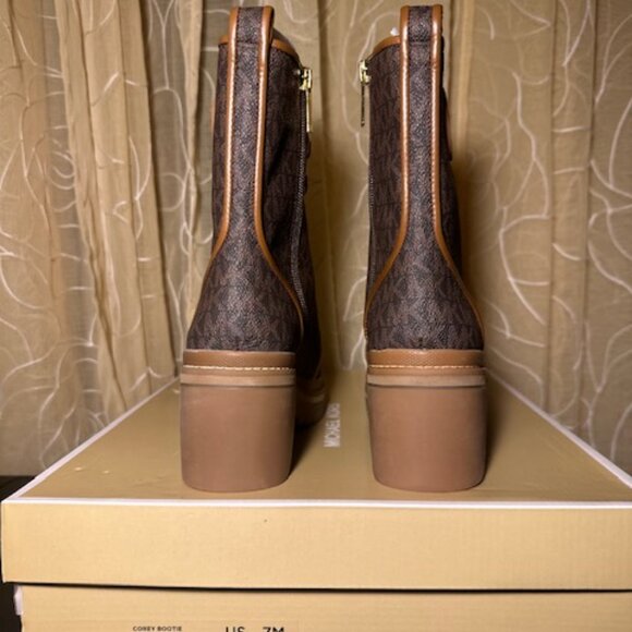 MK LOGO COMBAT BOOTS - Picture 7 of 9